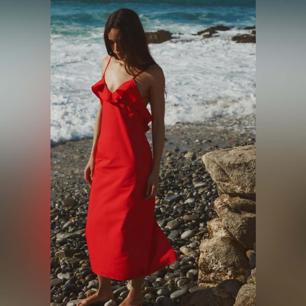 Zara XS NWT red ruffled gabardine dress. Vneck, adjustable strap